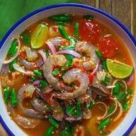 ข้าวหมูแดงหมูกรอบ by คุณจูน