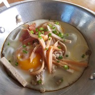 บ้านกล้วยและไข่