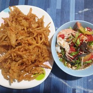 ป้าใหม่ทะเลเผา PamaiseaFood