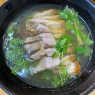 เมนูของร้าน เกาเหลาสามหมูเฮียเลี้ยง