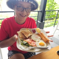 บ้านกล้วยและไข่