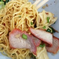 เมนูของร้าน บะหมี่กวงตัง