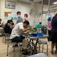 ก๋วยเตี๋ยวเป็ด 1 โภชนา (หน้าโรงพยาบาลพญาไท2)