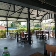 บรรยากาศ ครัวพี่เปี๊ยก บางควาย ชะอำ ชะอำ บางควาย