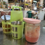 ก๋วยเตี๋ยวเนื้อตุ๋นยาจีน ตลาดวงเวียนใหญ่
