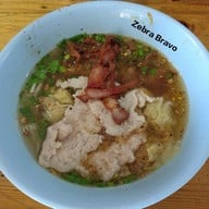 เมนูของร้าน ก๋วยเตี๋ยวนางงาม ลิ้มมุ่ยเฮง ราชบุรี