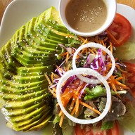 บ้านกล้วยและไข่