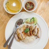 Korkai Chicken Rice ถนนบรรทัดทอง