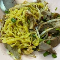 ไก่แก้วก๋วยเตี๋ยวเป็ด (ศรีย่าน)