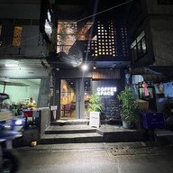 หน้าร้าน Coffee Space เพรชบุรี ซ.7