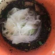 ก๋วยเตี๋ยวเรือ ป.ประทีป โพธิ์แจ้ ร้านพี่โต้ง