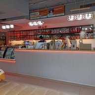 บรรยากาศ Sol bar Bts Ari -