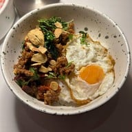 เมนูของร้าน Reddish