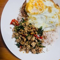 กะเพราบ้าน