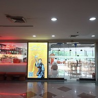 หน้าร้าน Sol bar Bts Ari -