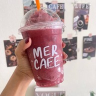 MER CAFE & StoryCrepes