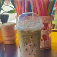 ร้านนัทจักสานบ้านกาแฟ Soi Mangkorn Khandee