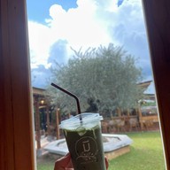 GOOD GOOSE กาแฟและขนม -