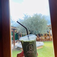 GOOD GOOSE กาแฟและขนม -