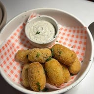 เมนูของร้าน Reddish