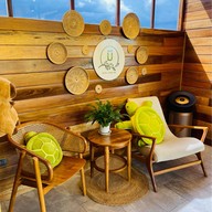 GOOD GOOSE กาแฟและขนม -