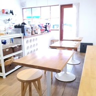 บรรยากาศ ร้านกาแฟ ที่มีขนมจีน ถนนปัญญาอินทรา