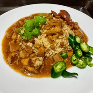 เมนูของร้าน ข้าวหน้าไก่ ห้าแยก โรงพยาบาลกรุงเทพ