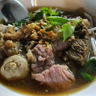 เก่งก๋วยเตี๋ยวเนื้อ วัดดง