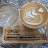 Living A Dream   กาแฟอ่างแก้ว