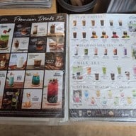 Living A Dream   กาแฟอ่างแก้ว