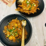 เมนูของร้าน เฮงหอยทอดชาวเล บรรทัดทอง สามย่าน