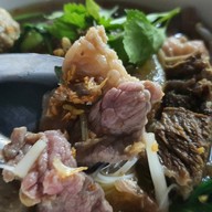 เก่งก๋วยเตี๋ยวเนื้อ วัดดง