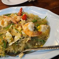 แพบ้านริมน้ำ