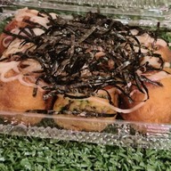 ทาโกะยากิ (Takoyaki)  By S&J