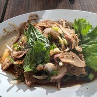 ส้มตำลาว ไก่บ้านย่างเขาสวนกวาง