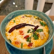 เมนูของร้าน Sala bang pa-in Eatery and Bar