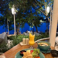 Sala bang pa-in Eatery and Bar