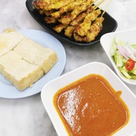 เมนูของร้าน หมูสะเต๊ะนายซ้ง บรรทัดทอง