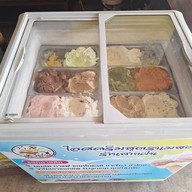 สายฝน นมสด