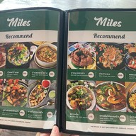 อร่อย อารีย์ Aroi Ari อารีย์