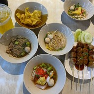 กิน-เตี๋ยว-กัน ชั้น F4 ยูเนี่ยนมอลล์  ชั้น F4