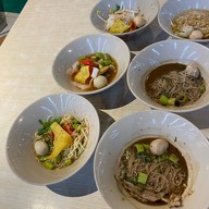 กิน-เตี๋ยว-กัน ชั้น F4 ยูเนี่ยนมอลล์  ชั้น F4