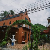 หน้าร้าน Stamp Hills สวนผึ้ง
