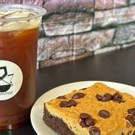Riiz Coffee × ผัดไทยโฮมเมด เพิ่มสิน