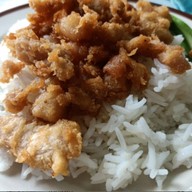 ร้านตาหวาน อาฉีไก่ทอด ตลาดน้อย