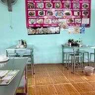 บรรยากาศ ราดหน้านพดล พุทธมณฑลสาย 3