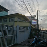 หน้าร้าน ข้าวต้มโพธิ์ทอง