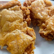 ร้านตาหวาน อาฉีไก่ทอด ตลาดน้อย