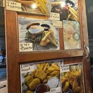 Yellow Smoke Burger The Camping ground