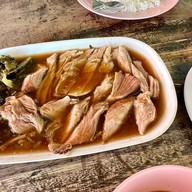 เฮียวัด ขาหมู นครปฐม พุทธมณฑลสาย 4